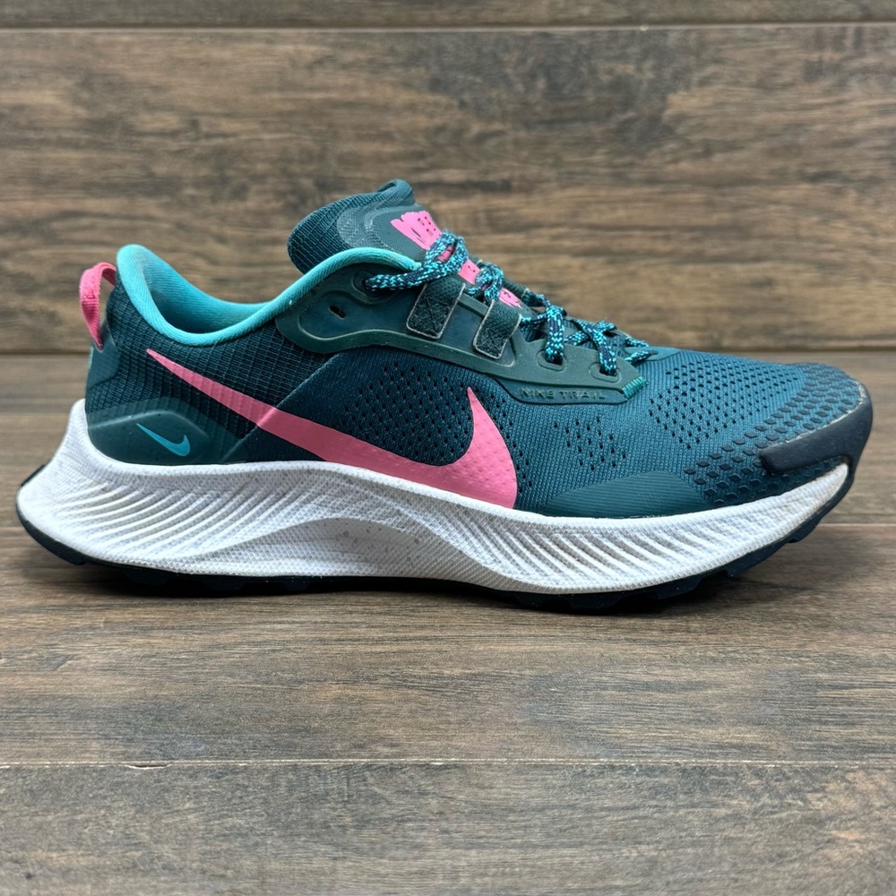 Nike Shoes Womens 8.5 Pegasus Trail 3 Dark Teal Green Pink Glow Shoes DA8698-300
